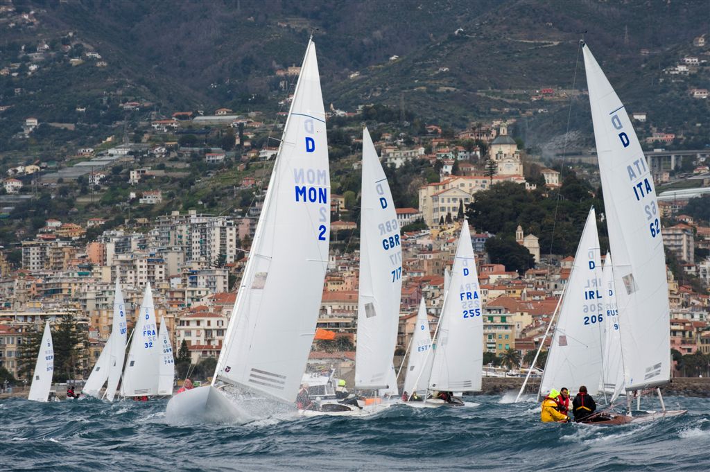 dragoni in regata a sanremo