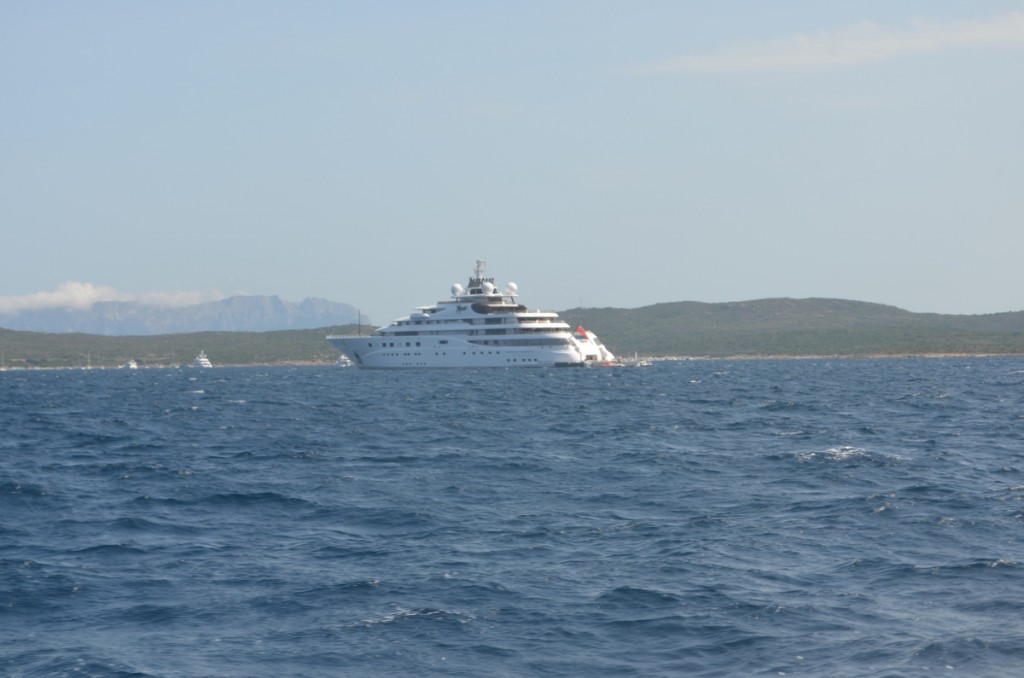 yacht di caprio 147 metri