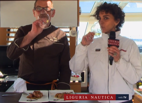 COTTO E IMBARCATO – Tonno rosso con cipolla caramellata e mela. VIDEO