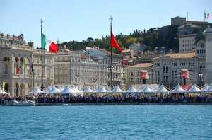 La Barcolana a Trieste è una festa della vela.
