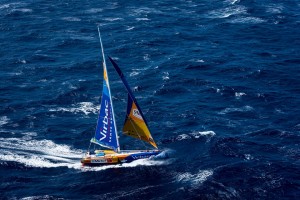Vendèe Globe: Jean Pierre Dick nello Stretto di Bass per evitare la tempesta