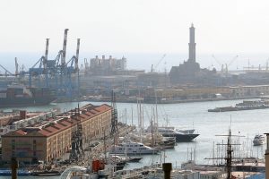 Porto di Genova e Lanterna