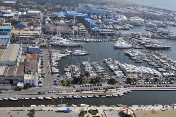 Il porto di Viareggio