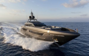Yacht Lucky Me
