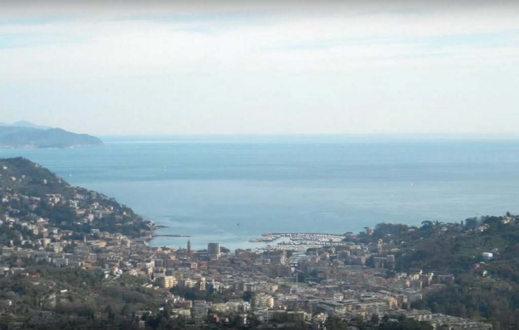 Escursione da Rapallo al Santuario di Caravaggio. Panorama da Croce Spotà.