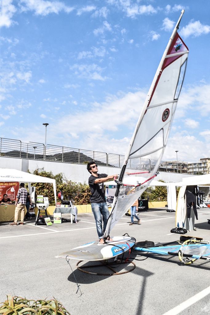 Il simulatore di windsurf nello stand di Entella Sports