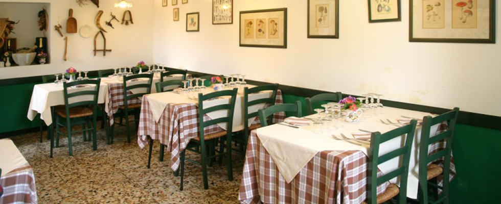 L'interno dell'antica osteria U Santu