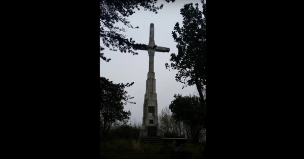 Passeggiata Rapallo-Santuario di Caravaggio. Immagine di croce Spotà.