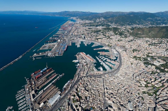 Panoramica del Porto di Genova