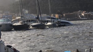 Mega yacht affondato