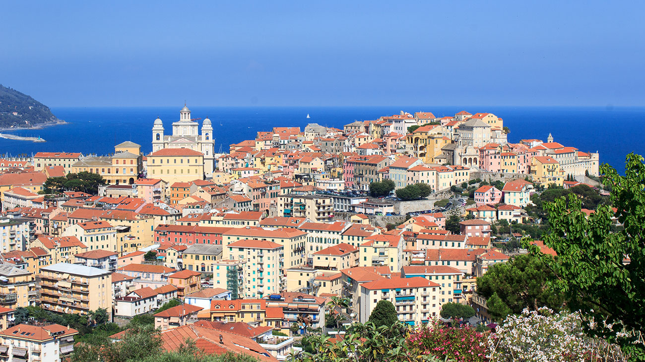 Foto dall'alto di Imperia Porto Maurizio