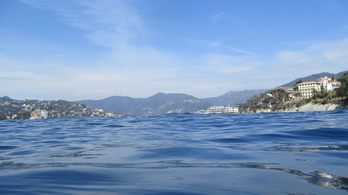 Escursione in kayak Rapallo-Zoagli. Sulla via del ritorno.