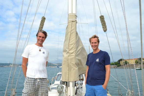 Floris, a destra e Ivar a sinistra, sono i due velisti ideatori del progetto di Sailors For Sustainability