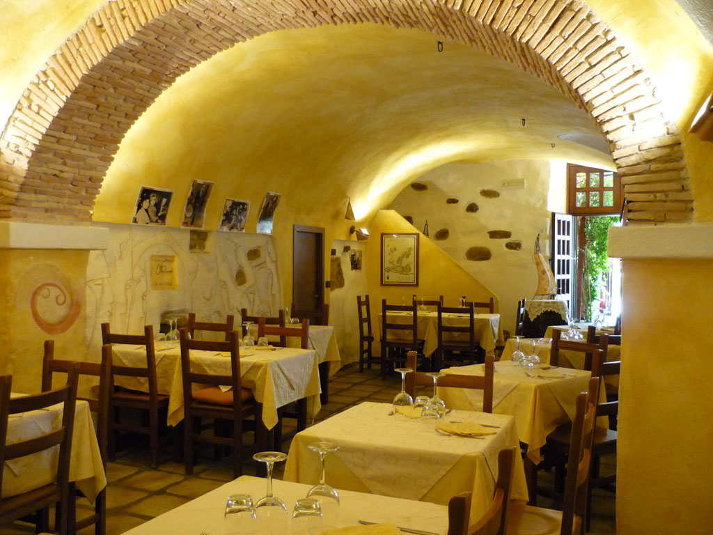 Osteria Camelot, interno