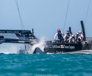 La collisione tra Soft Bank e Land Rover durante l'America's Cup 2017