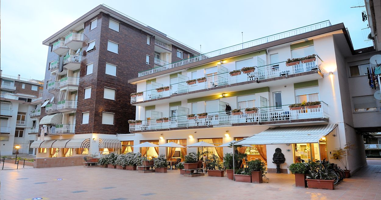 Hotel Arma esterno