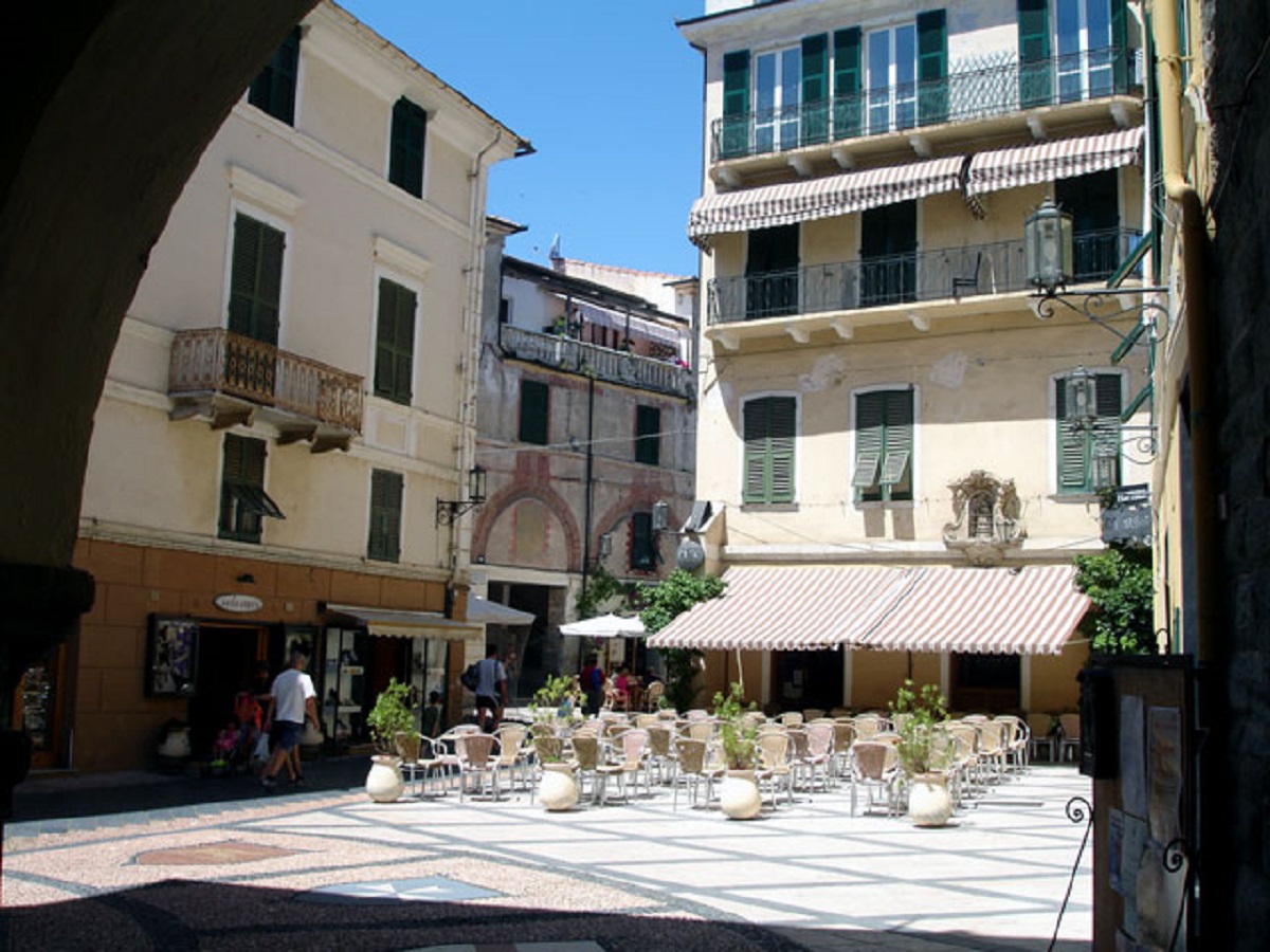 Noli piazza