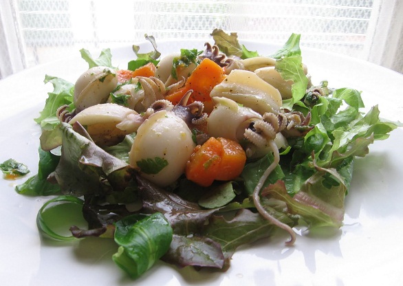 Insalatona con seppioline e arance