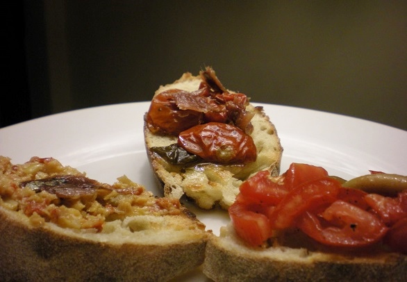 Tris di bruschette