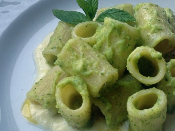 Paccheri zucchine e parmiggiano