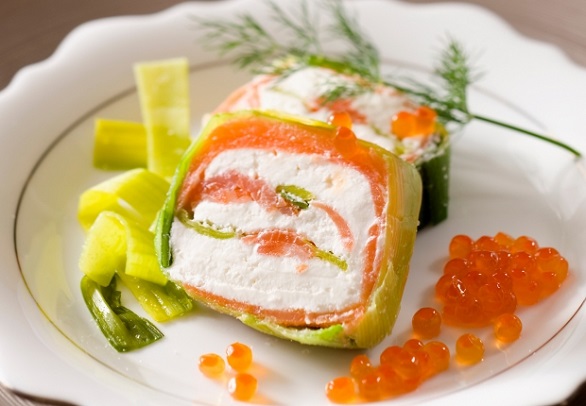 Terrina di Natale con salmone e porri