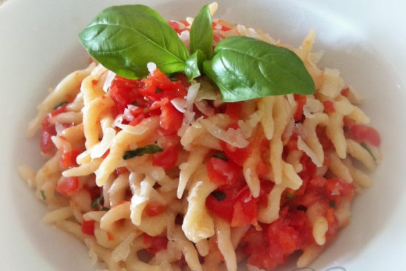 Trofie al crudo di pomodoro