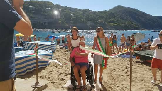 Inaugurazione della spiaggia accessibile nella baia del silenzio con il sindaco Valentina Ghio