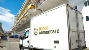 Il camion del Banco Alimentare