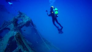 La nave affondata Equa