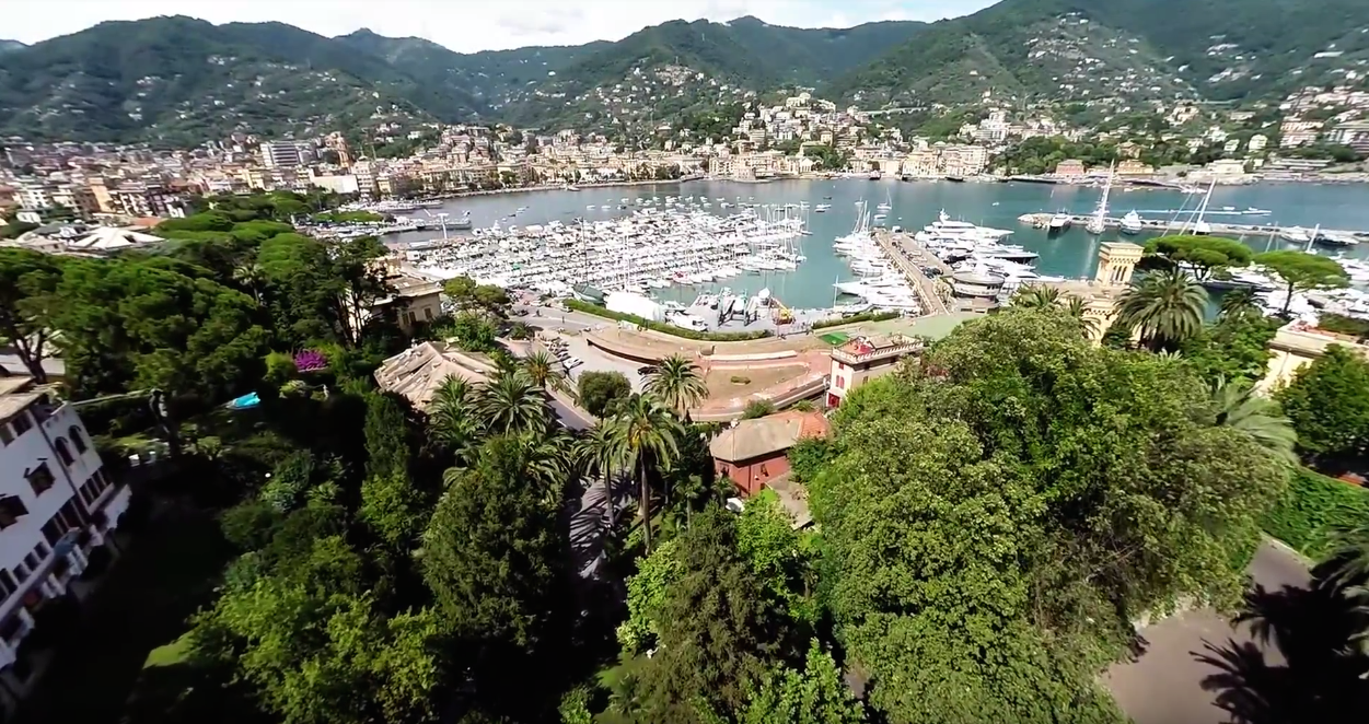 Frame estrapolato da un video in HD di Rapallo