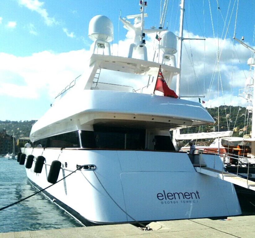 Megayacht Element, ecco le immagini esclusive di Liguria Nautica