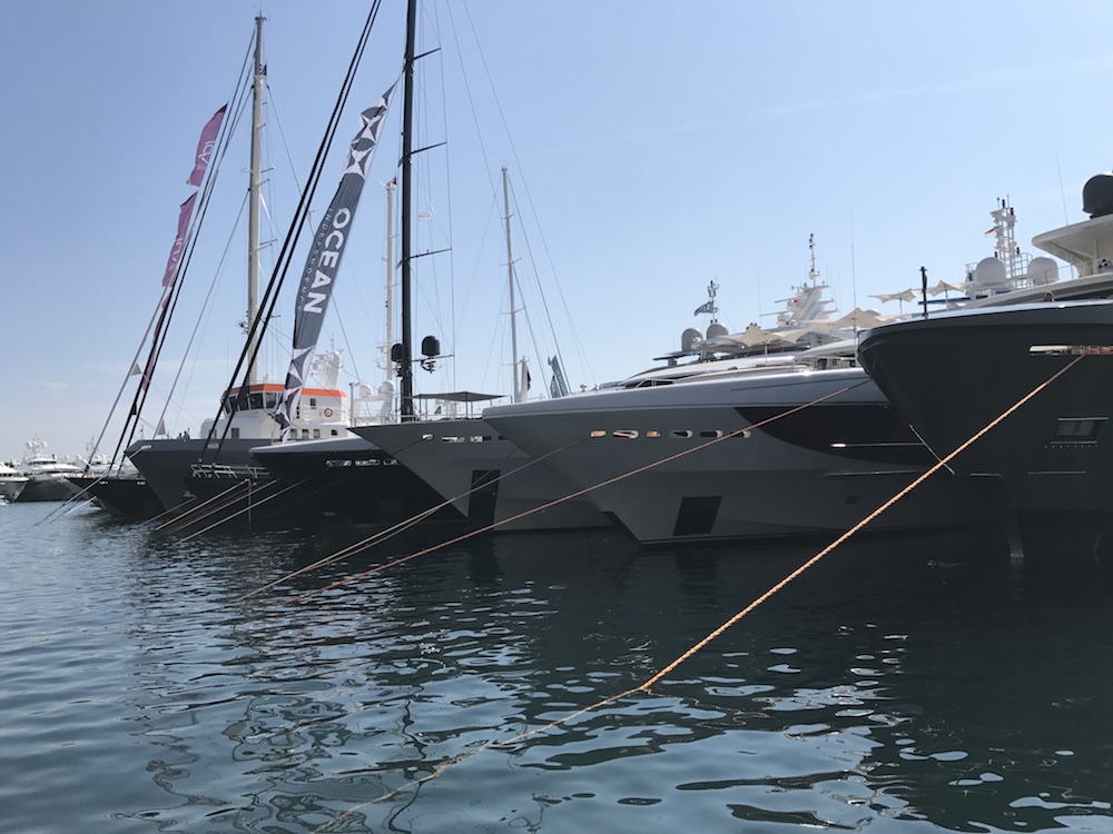 Una foto dal Monaco Yacht Show