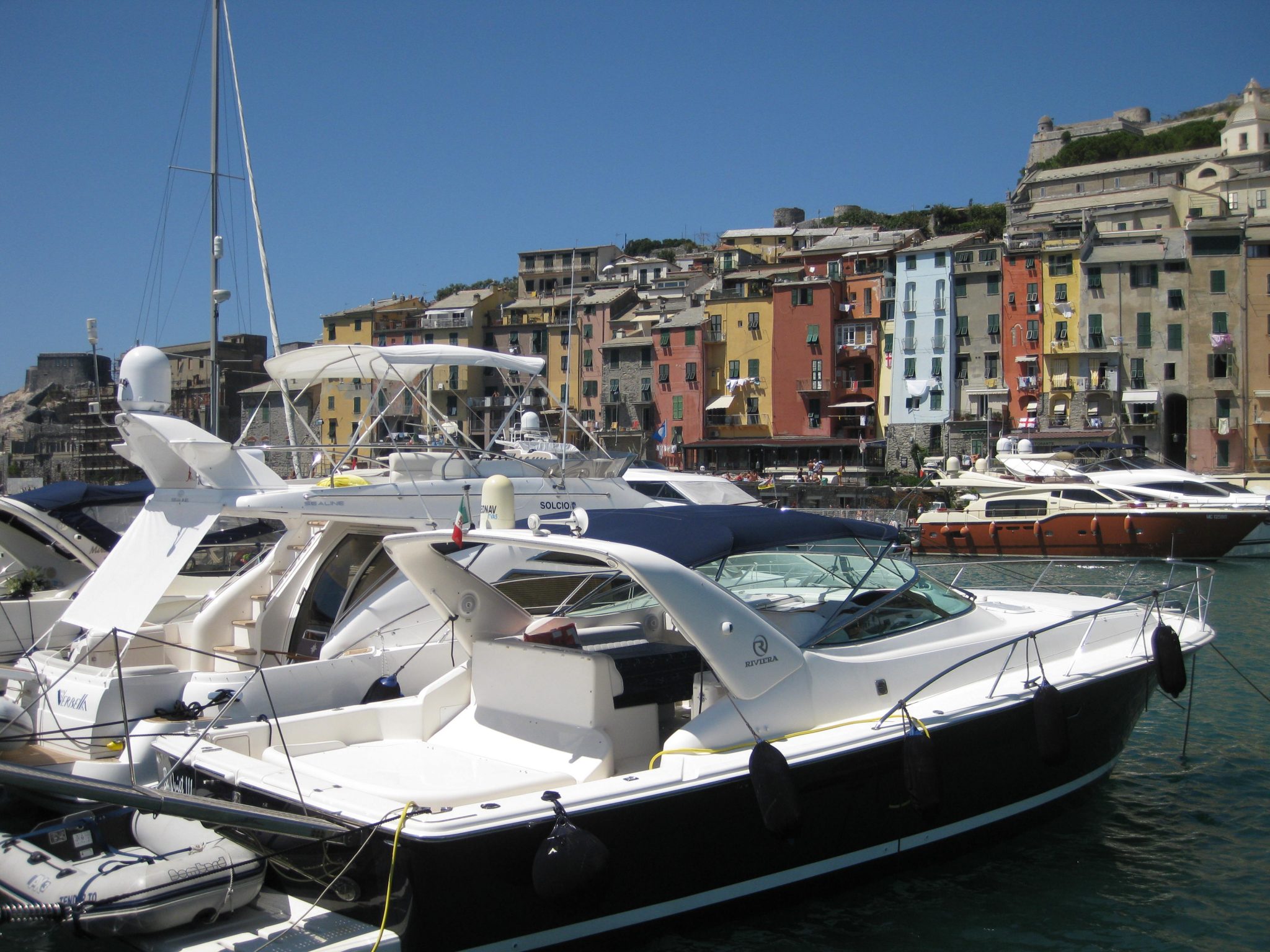 Yacht a Portovenere