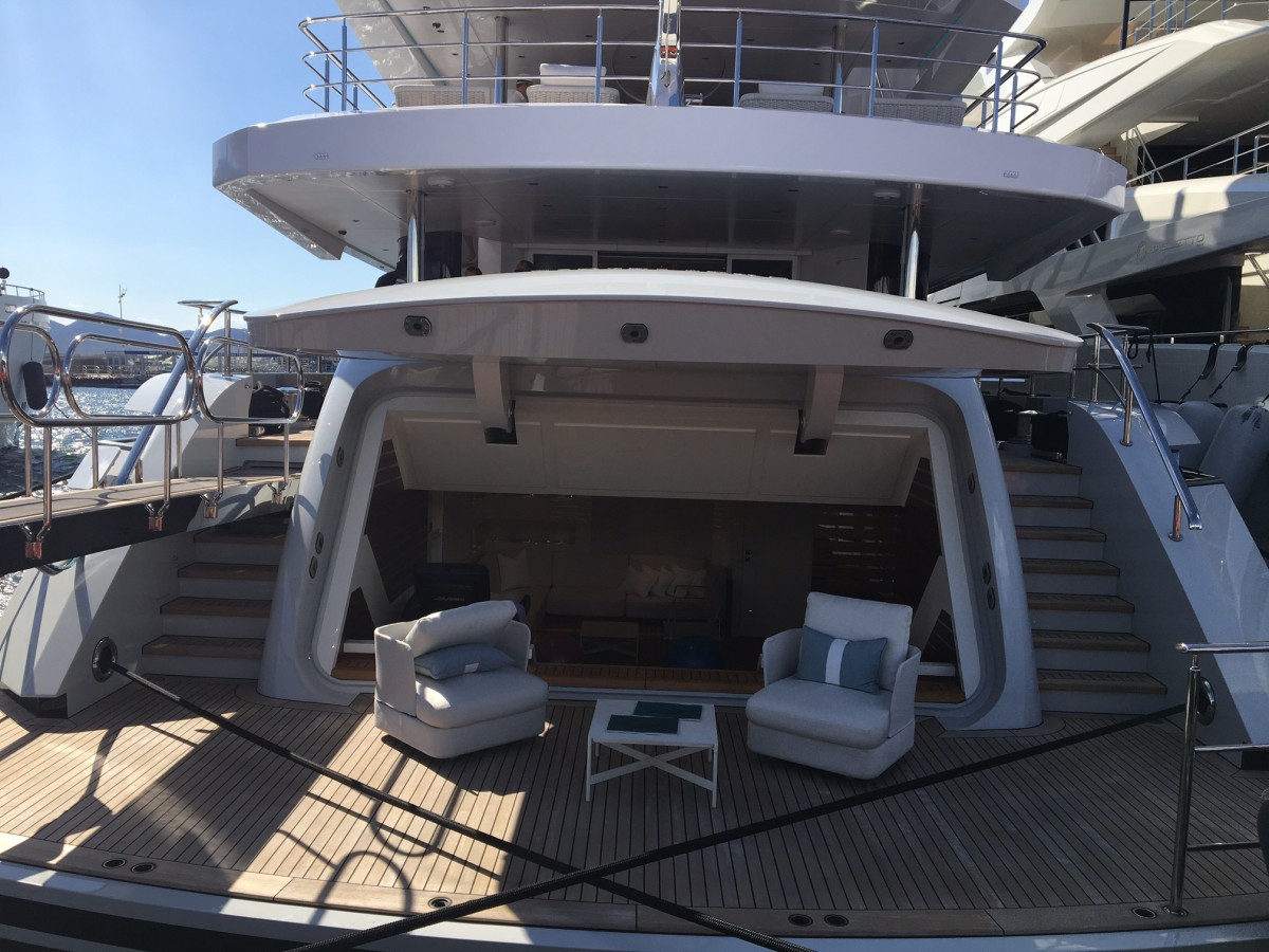 Mega yacht al Salone Nautico di Cannes 2017