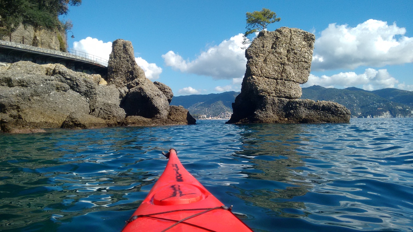 Escursione in kayak Santa Margherita - Portofino: zona Paraggi