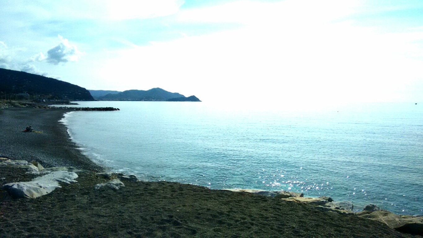 Lo splendido litorale sul Lungomare di Lavagna