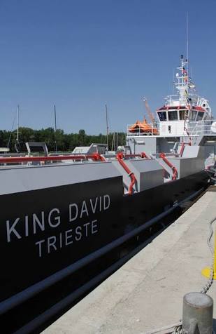 La nave King David ha un idrogetto Hamilton