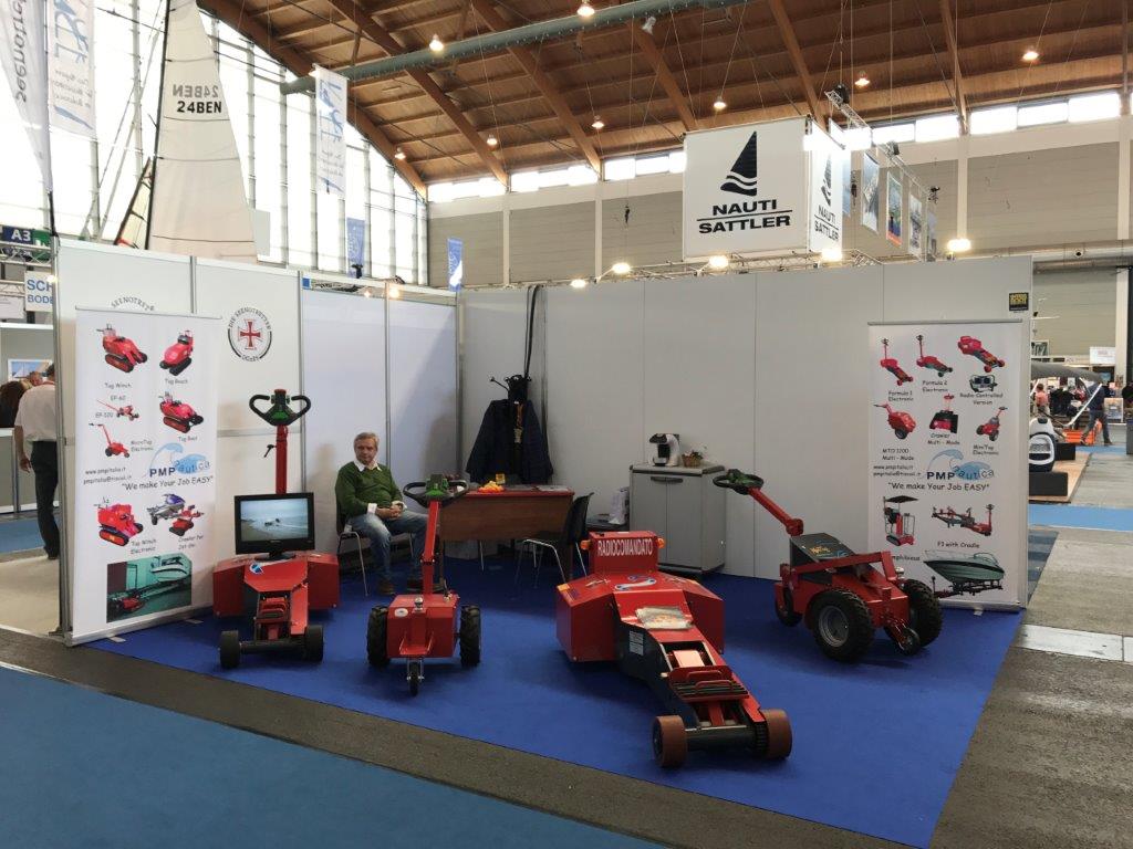 Lo stand di PMP a una fiera del settore nautico