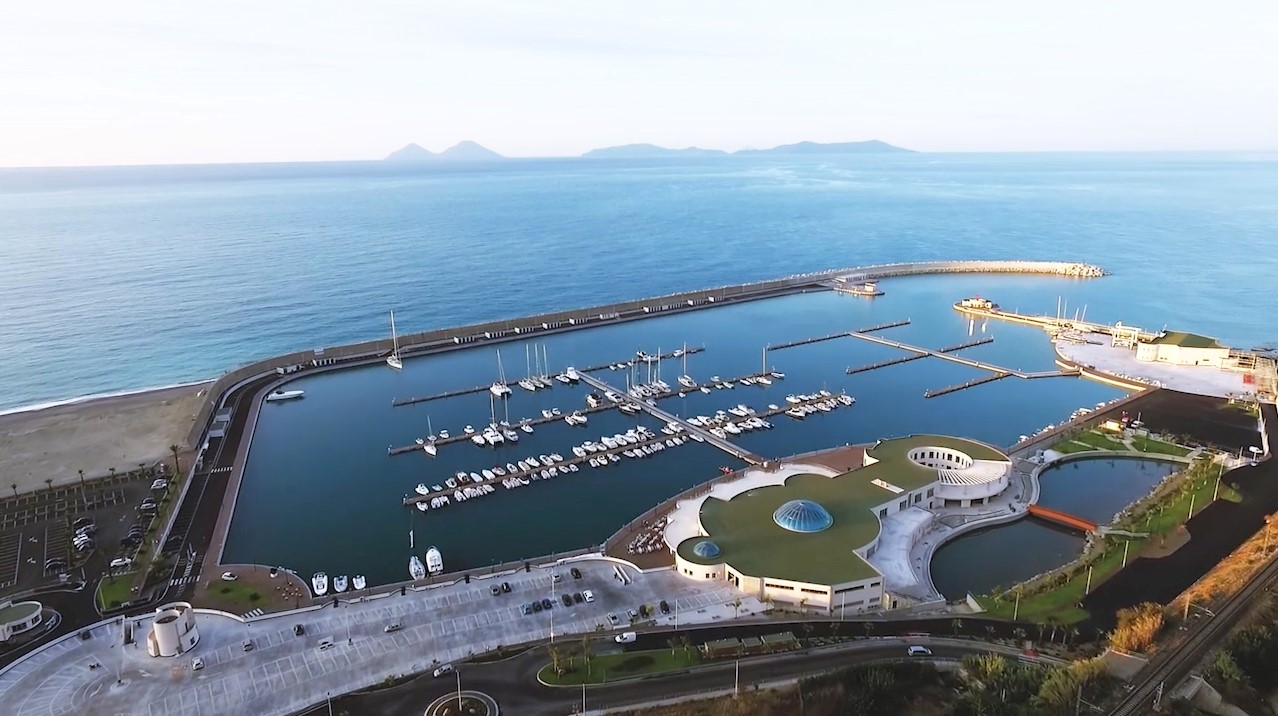 rete porti turistici-Mpn Marinas - Capo d'Orlando panoramica dall'alto