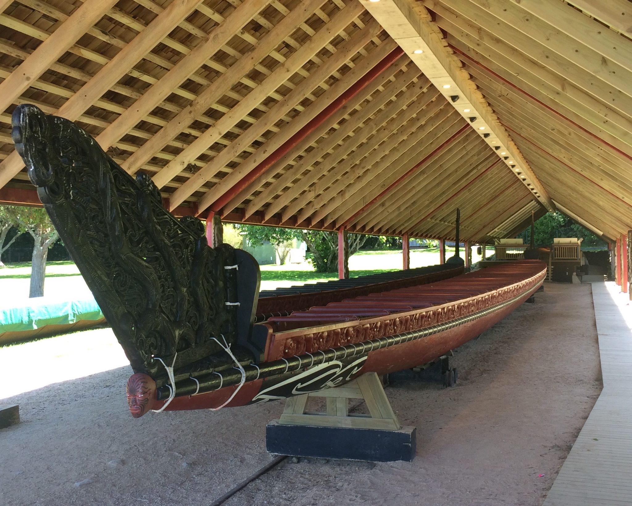 Ngatokimatawhaorua la canoa maori più grande al mondo 