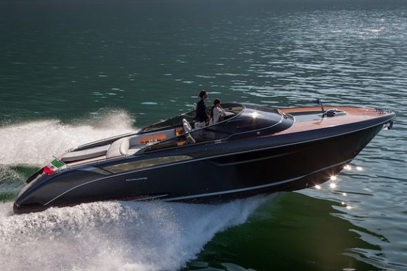 Premio design yacht Rivamare