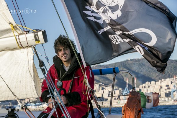 Matteo Sericano su un Mini 650 a Genova