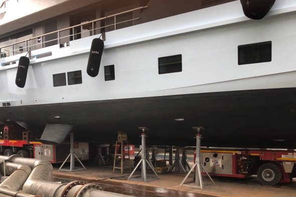 Un mega yacht taccato da Navaltecnosud ai Nuovi Cantieri Apuania