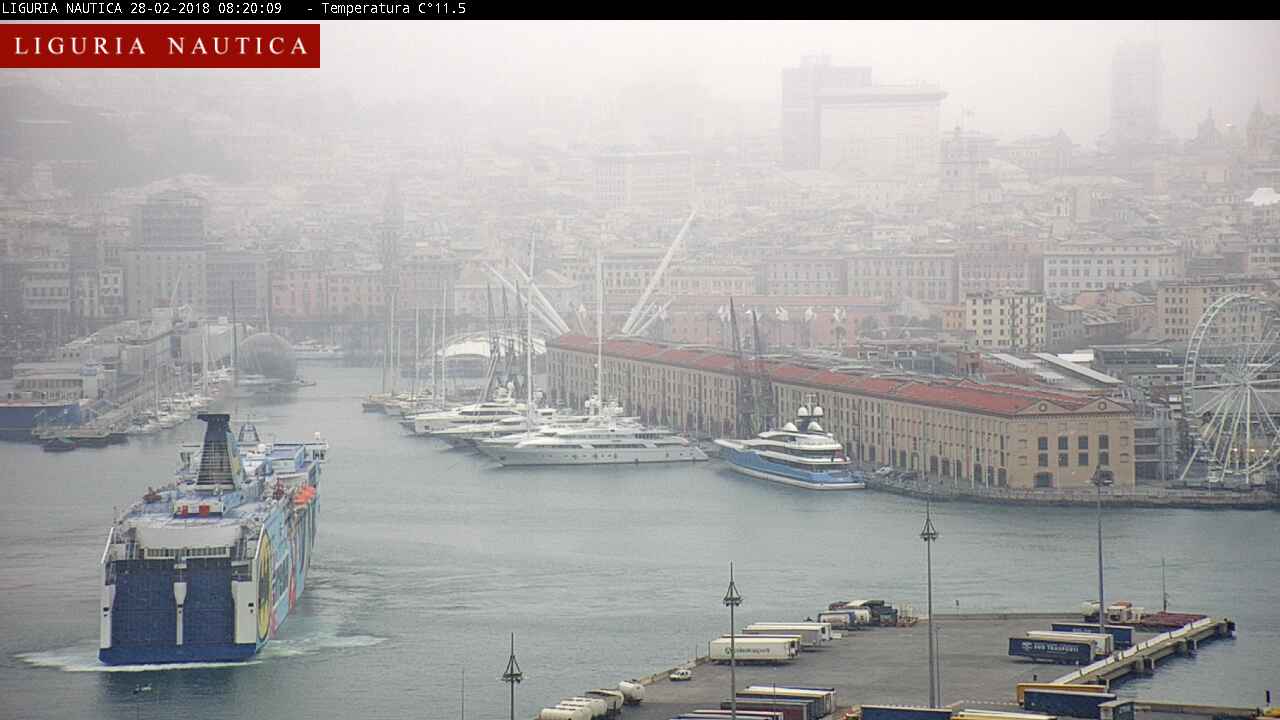 webcam Genova e Liguria - porto 