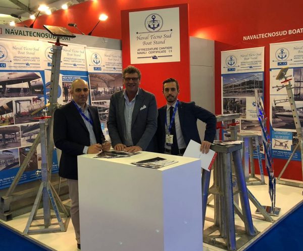 Stand di Navaltecnosud al Dubai International Boat Show