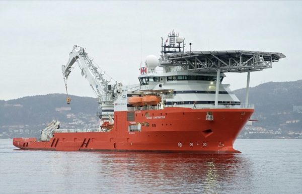 La nave recupero Seabed Constructor