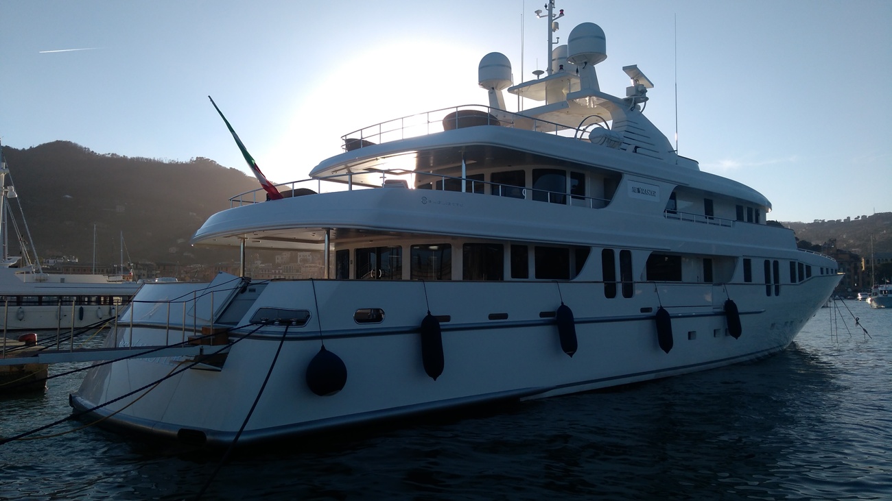Megayacht New Master al marina di Santa Margherita