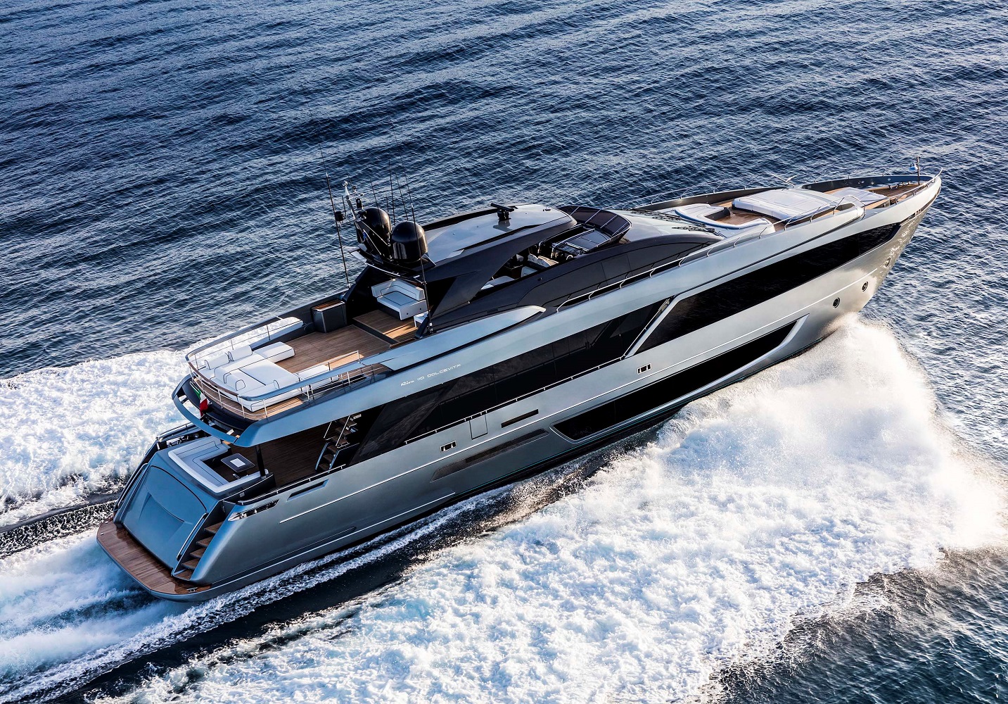 Riva 110' Dolcevita_2