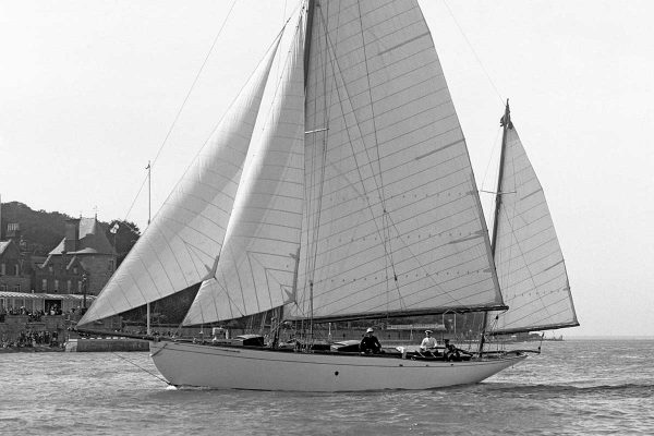 Barbara storica due alberi torna in mare dopo il restauro