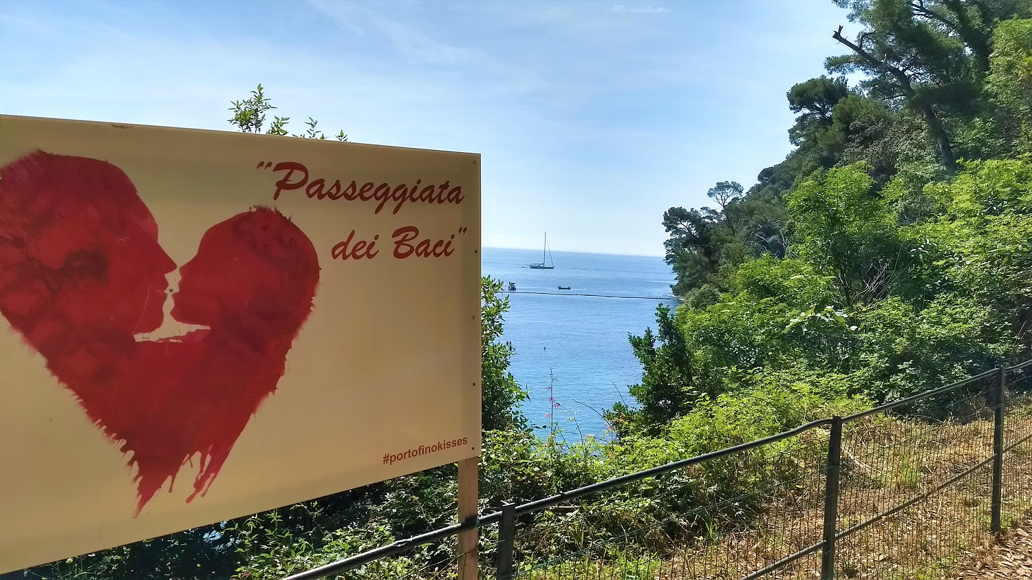 Inizio della Passeggiata dei Baci